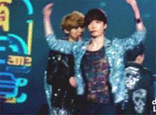 娱乐吃瓜君大型双标,大型双标盛宴，揭秘娱乐圈背后的真相